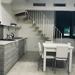 Sun And Moon Apartments アパート トロペーア